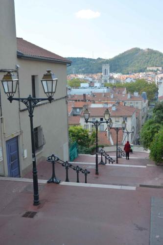 Montée du Crêt de Roc à Saint-Etienne (Loire)