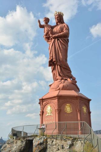 Statue Notre-Dame de France Le Puy en Velay (Haute-Loire)