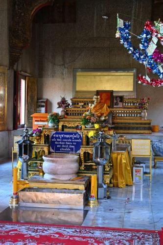 Wat Sutthiwat Wararam, temple où nichent des Salanganes à nid blanc