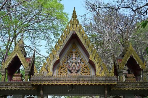 Wat Phra Phuttabat Noi (Phra Phuttabat Noi Temple)