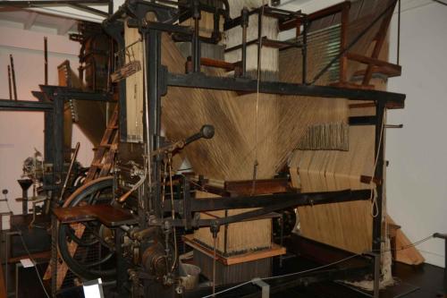 Métier à tisser Musée d'Art et d'industrie de Saint-Etienne (Loire)