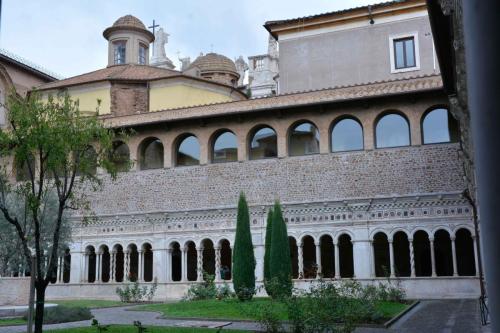 Cloître de la basilique St Jean de Latran