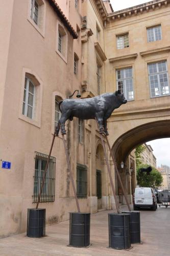 Rue de la Loge, Mairie de Marseille