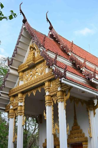 Wat Phra Phuttabat Noi (Phra Phuttabat Noi Temple)