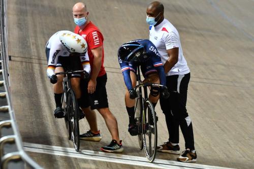 GROS Mathilde               HINZE Emma                       Vitesse