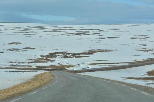 Sur la 891 entre Gednje et Batsfjord