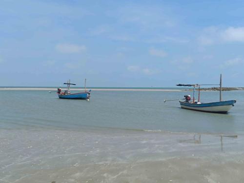 Laem Phak Bia-sandspit