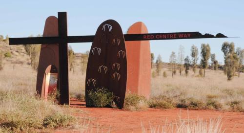 Nous suivons la route touristique du Centre rouge