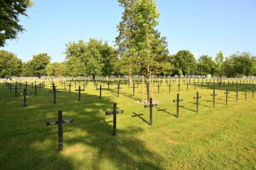 Cimetière militaire allemand de Neuville-Saint-Vaast