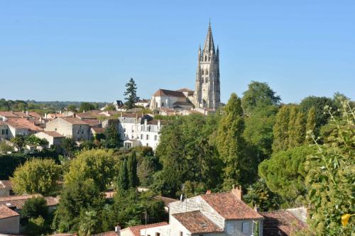 Basilique Saint-Eutrope (Saintes)