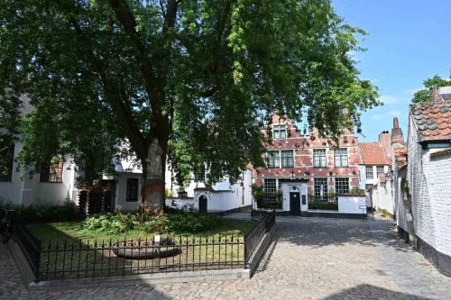 Béguinage Sainte-Elisabeth - Courtrai (Belgique)