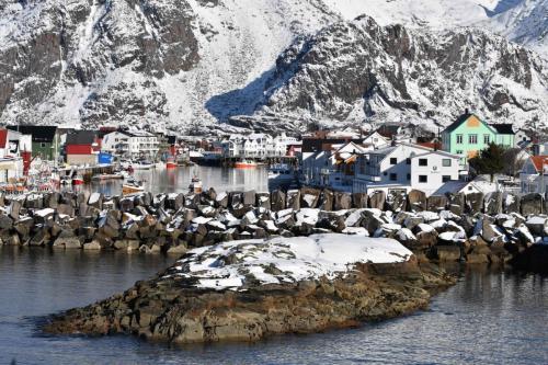 Henningsvaer