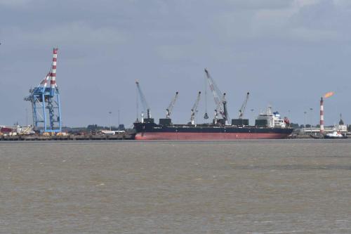 Port de Saint-Nazaire depuis Saint-Brévin-les-pins