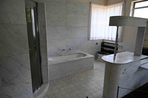 Salle de bains des parents