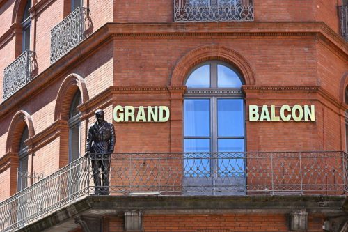 Hôtel Le Grand Balcon (Héros de l'aéropostale)