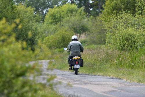 Un monsieur bien sympathique qui connait parfaitement les oiseaux du marais.