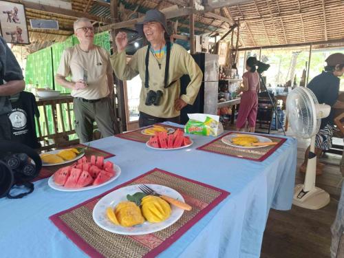 Retour à la maison de Mr Daeng