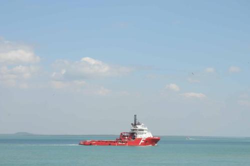 Remorqueur au large de Darwin