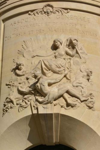 Rue des Bons Enfants, rue Montesquieu