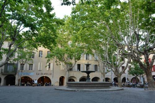 Uzès