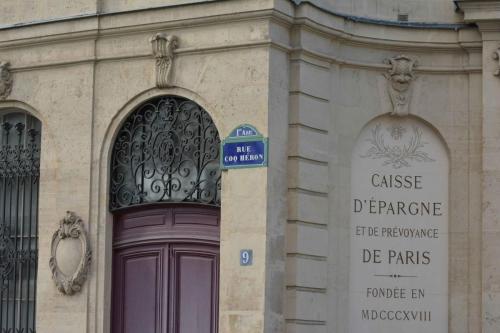 Caisse d'Epargne de Paris (1844) s'installe à l'hôtel Thoinard (1639) rue du Coq Héron