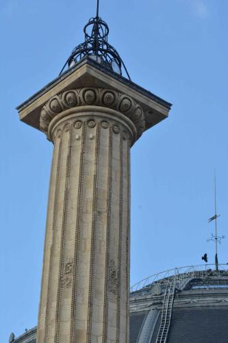 Colonne Médicis (1574)