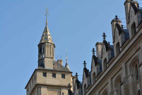 Conciergerie et tour de l'Horloge
