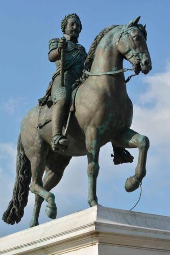 Statue d'Henri IV (1818), place du Pont Neuf