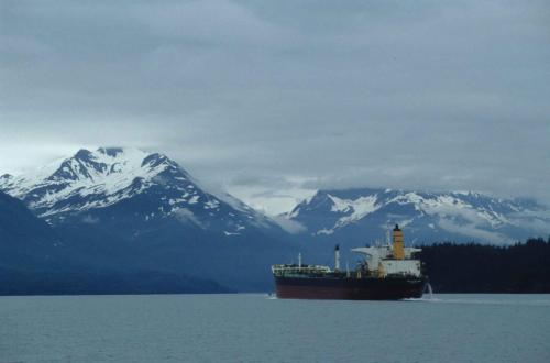 Pétrolier dans la baie de Valdez