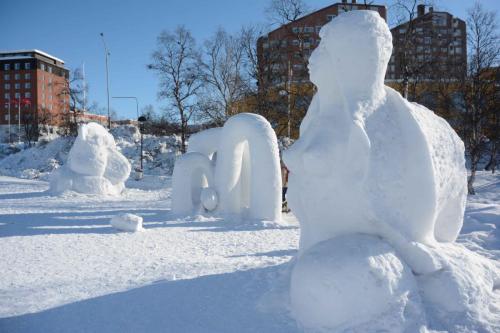 Sculpture de neige à Kiruna