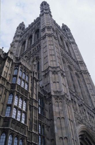 Tour Victoria située à l'extrémité sud-ouest du palais de Westminster
