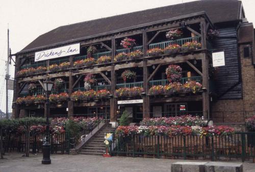 Docks de Ste Katherine